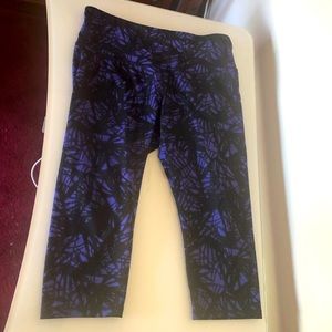 OLD NAVY Active leggings. Purple and black. Size XL/ TG